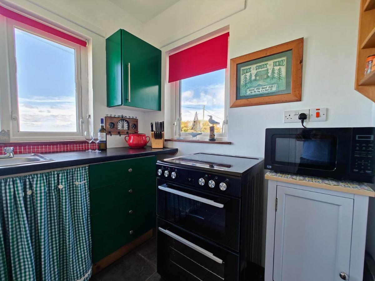 Teach Roisin-Traditional Irish Holiday Cottage In Malin Head. Extérieur photo