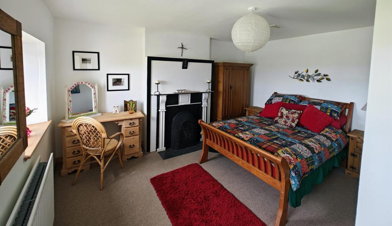 Teach Roisin-Traditional Irish Holiday Cottage In Malin Head. Extérieur photo