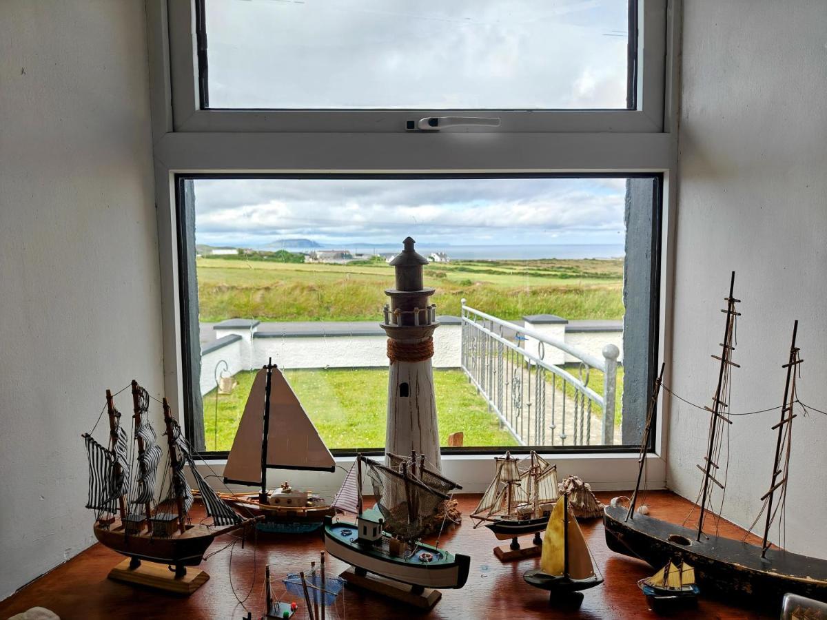 Teach Roisin-Traditional Irish Holiday Cottage In Malin Head. Extérieur photo