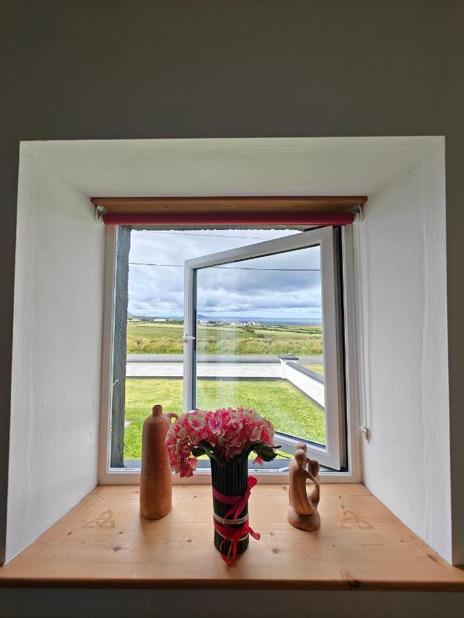 Teach Roisin-Traditional Irish Holiday Cottage In Malin Head. Extérieur photo