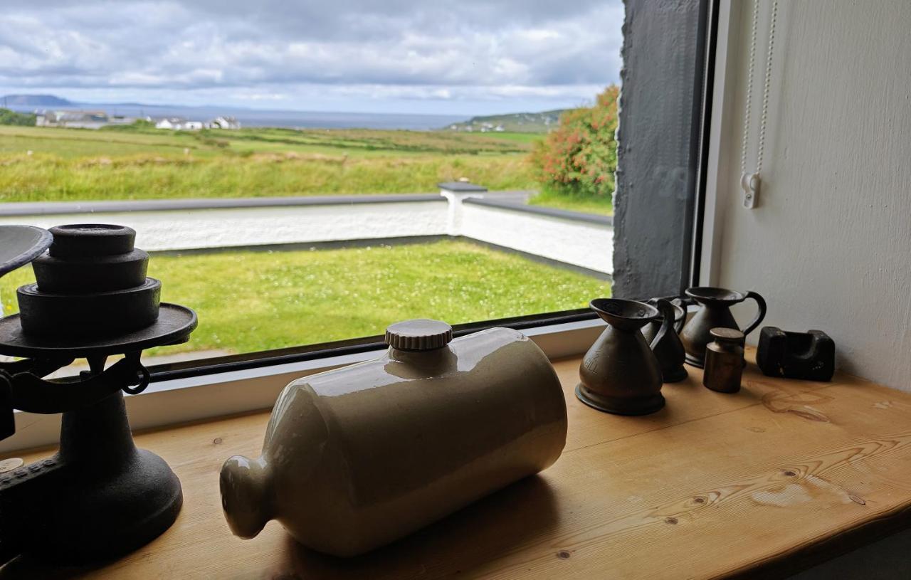 Teach Roisin-Traditional Irish Holiday Cottage In Malin Head. Extérieur photo
